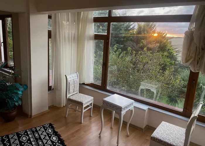 Havalimanina Cok Yakin Villada Arnavutkoy